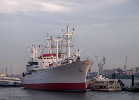 When ships still looked like ships. The Cap San Diego has passed the "40"",but every year the old lady is allowed to travel to Cuxhaven for the guest trip.  Maybe at some point she won't turn up the heat in Cuxhaven and continue on to the open sea..."