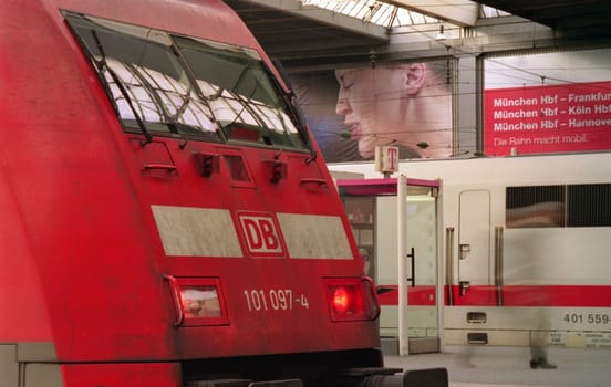 Hurry at the main train station