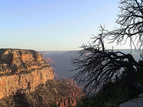 The Grand Canyon is a real pleasure for every hobby photographer and,of course,for every professional photographer,but in my opinion,the unbelievability of this natural wonder cannot be captured in one picture.