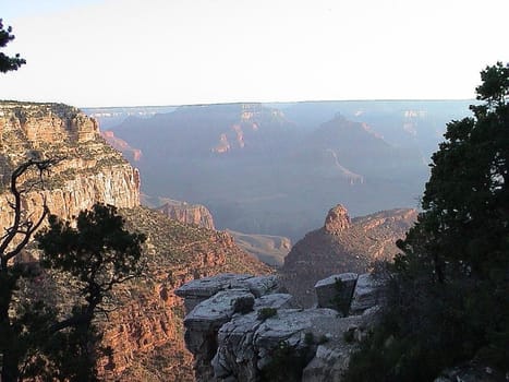 The Grand Canyon is a real pleasure for every hobby photographer and,of course,for every professional photographer,but in my opinion,the unbelievability of this natural wonder cannot be captured in one picture.
