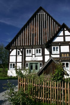 Craftsman's house