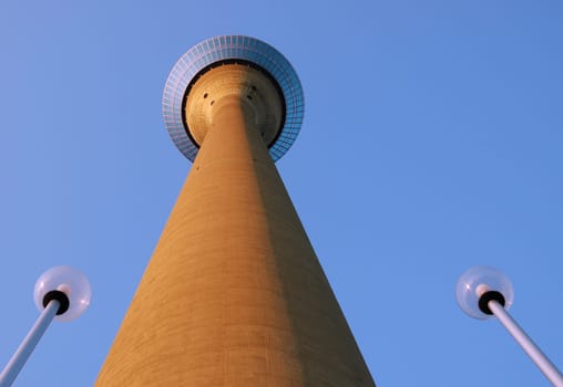 Here is a small series of the Dusseldorf harbor with Gehry Weber houses and TV tower in the late evening with low sun and dream weather