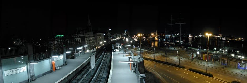 Landungsbrücken at night