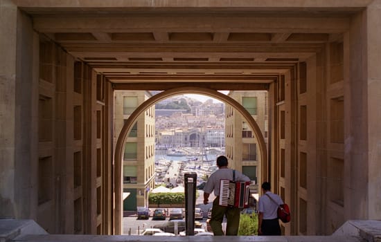 A clear view of Marseille