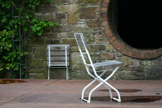 Folding chairs