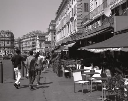 6x7 - my last picture of Marseille... for this year!