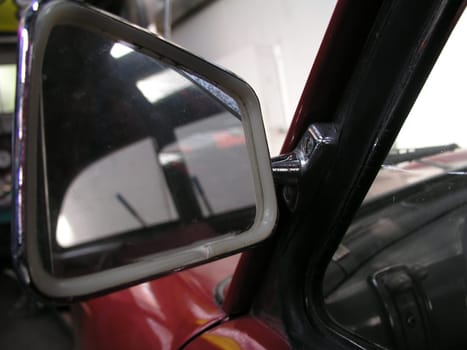 Side mirror