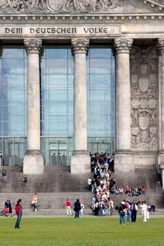 Reichstag Serpent