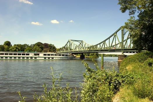 Glienicke Bridge 05