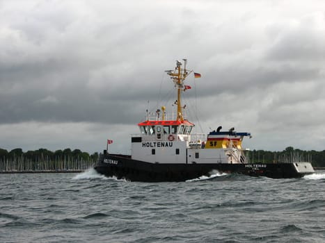Tug Holtenau in front of the marina of Sønderborg (Denmark)
