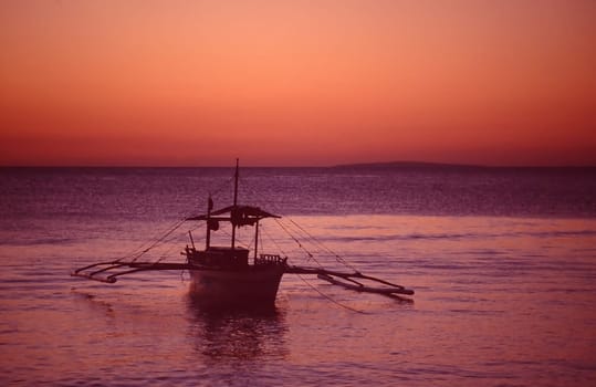 sunset or (sunset beach) or (sunset nature) or (sunset skyline)