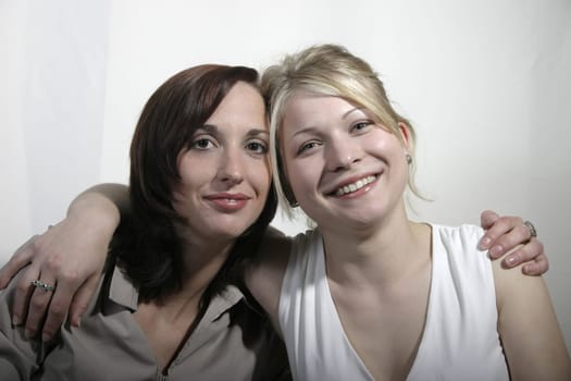 Continuous shooting "Girlfriends"" - Picture 2 of 4"