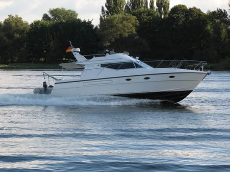 Small sports boat series