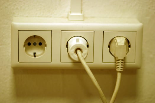 3 sockets concept