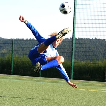 Photo in the series of shots "Football photos autumn 2005"""