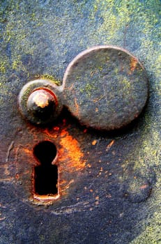 Keyhole I