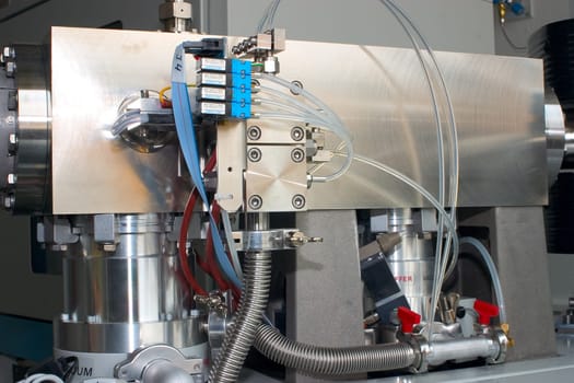 Mass spectrometer 04