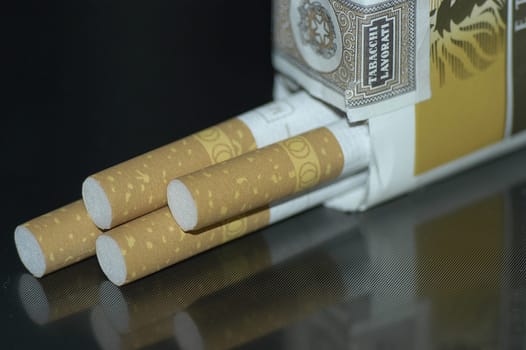 Cigarettes 2