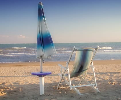 Beach lounger 1