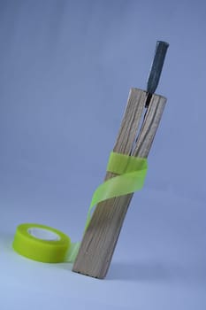 Splitting putty