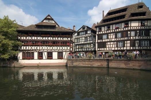 Petit France 06