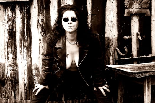 Thanks to my brave friend Ulli,who stood outside in the cold today for this picture.