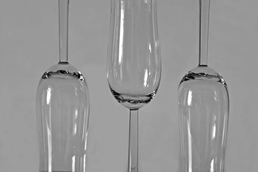 Gimmicking with glass
