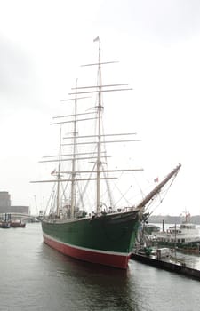 Rickmer Rickmers in the rain