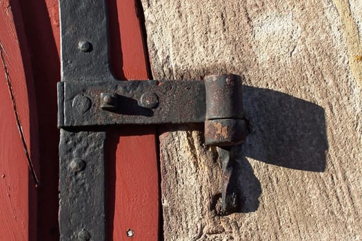 old door hinge