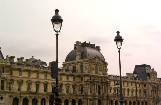 Louvre 2