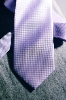 Purple Kravatte