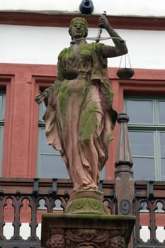 Justitia 2