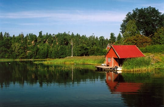 This picture was taken two years ago in Schweden.Es was taken with my analogue camera and yet these pictures evoke beautiful memories for me. Every Scandinavian fan will understand what I mean - peace,relaxation,nature