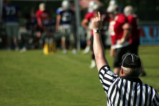 Referee