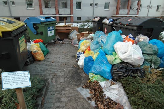 Note the "Clean Environment"" sign :)"