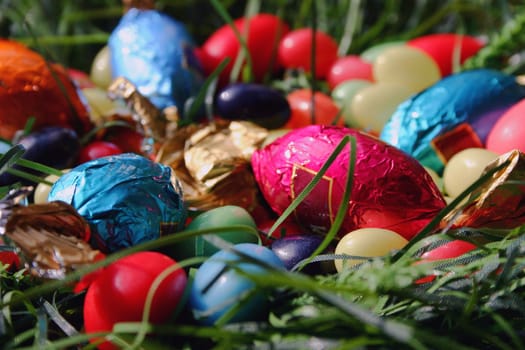 And even more colorful eggs... I'm already in the "Easter frenzy""...:-)"