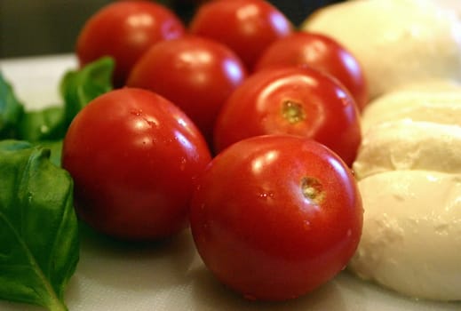 Tomato-mozzarella 2