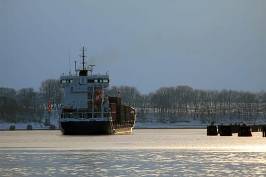 Winter evening at the NE canal