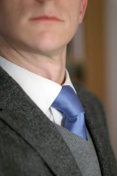 Proud tie