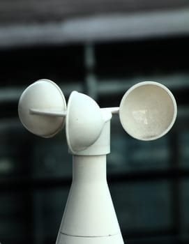 Anemometer