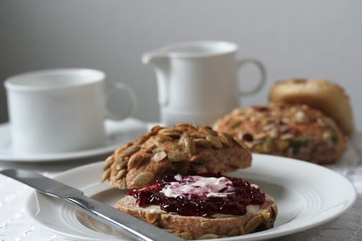 Breakfast with wholemeal rolls