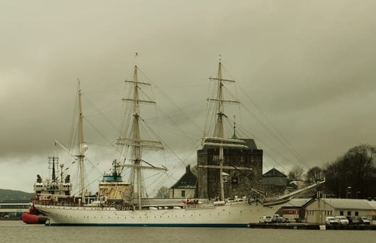 When we were in rainy Bergen,the Staatsrad Lehmkuhl was just in her home port and was being prepared for the season. She is the largest sailing barque in the world and one of the oldest windjammers. The German School Ship Association left the ship