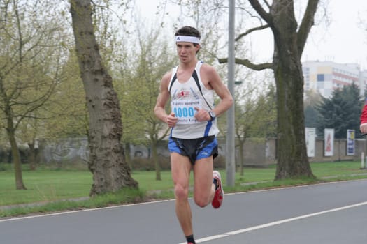 Martin Prophet from SC DHFK leipzig took second place at the Leipzig Marathon on 23.04.06
