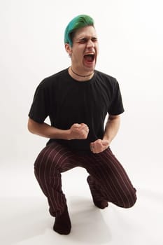 Shout