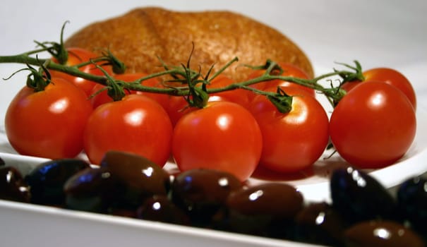 Tomato and olive bread