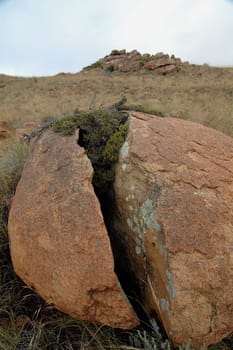 Rock fracture