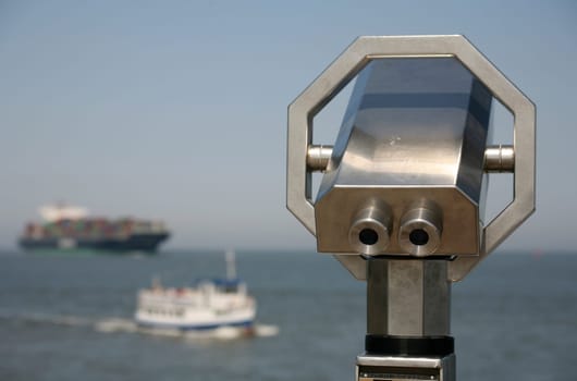 Coin-operated telescope at the Alte Liebe in Cuxhaven