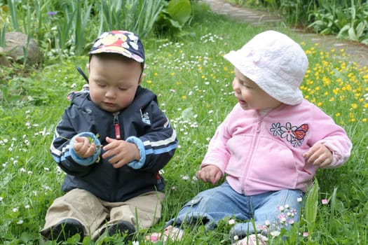 Children in the flower meadow9