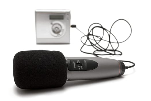 Microphone with Minidisc Recorder