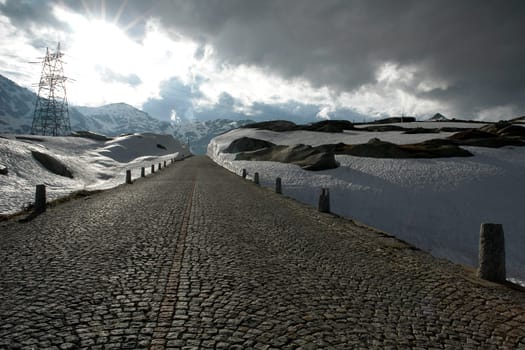 The pictures were taken a few days before the Gotthard route was closed at Pentecost 2006
